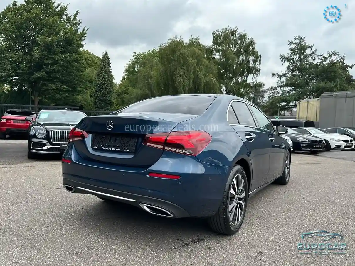Mercedes-Benz A 200