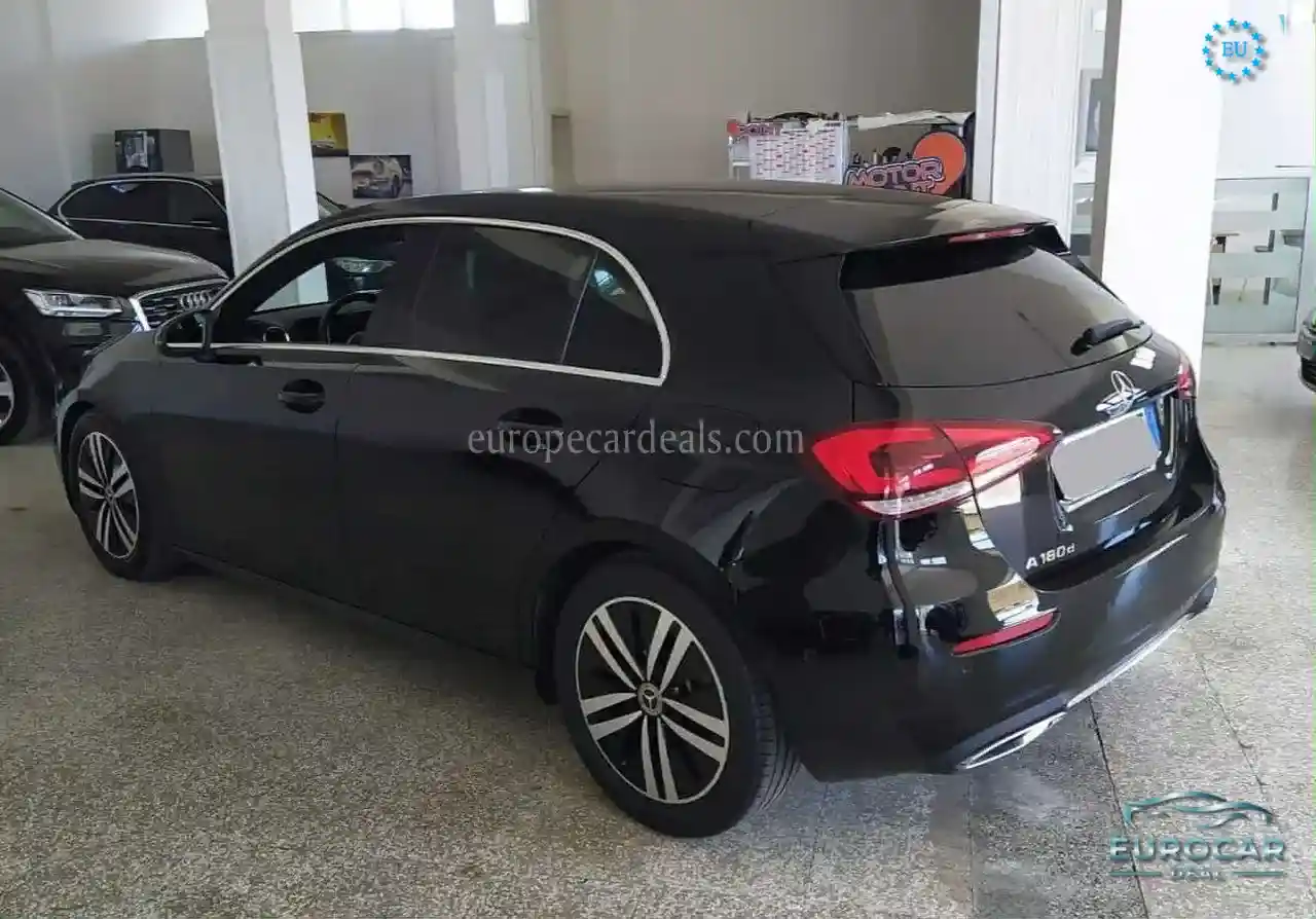 Mercedes-Benz A 180
