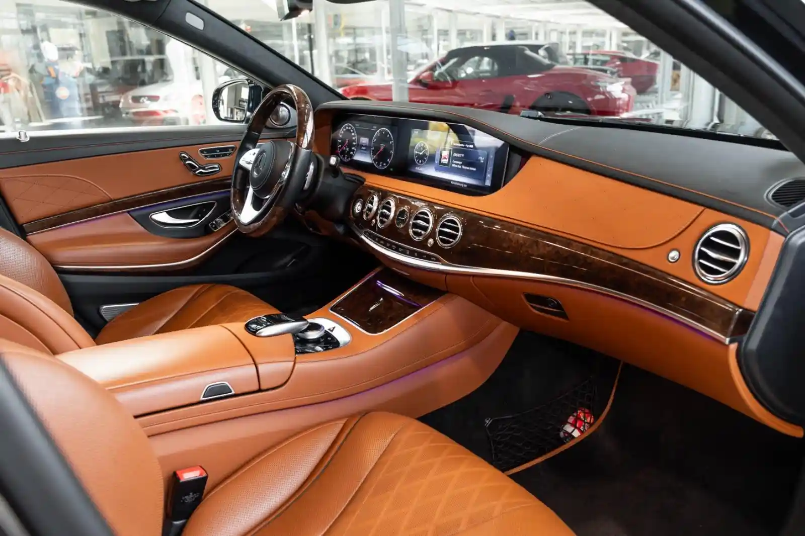 Mercedes-Benz S 560