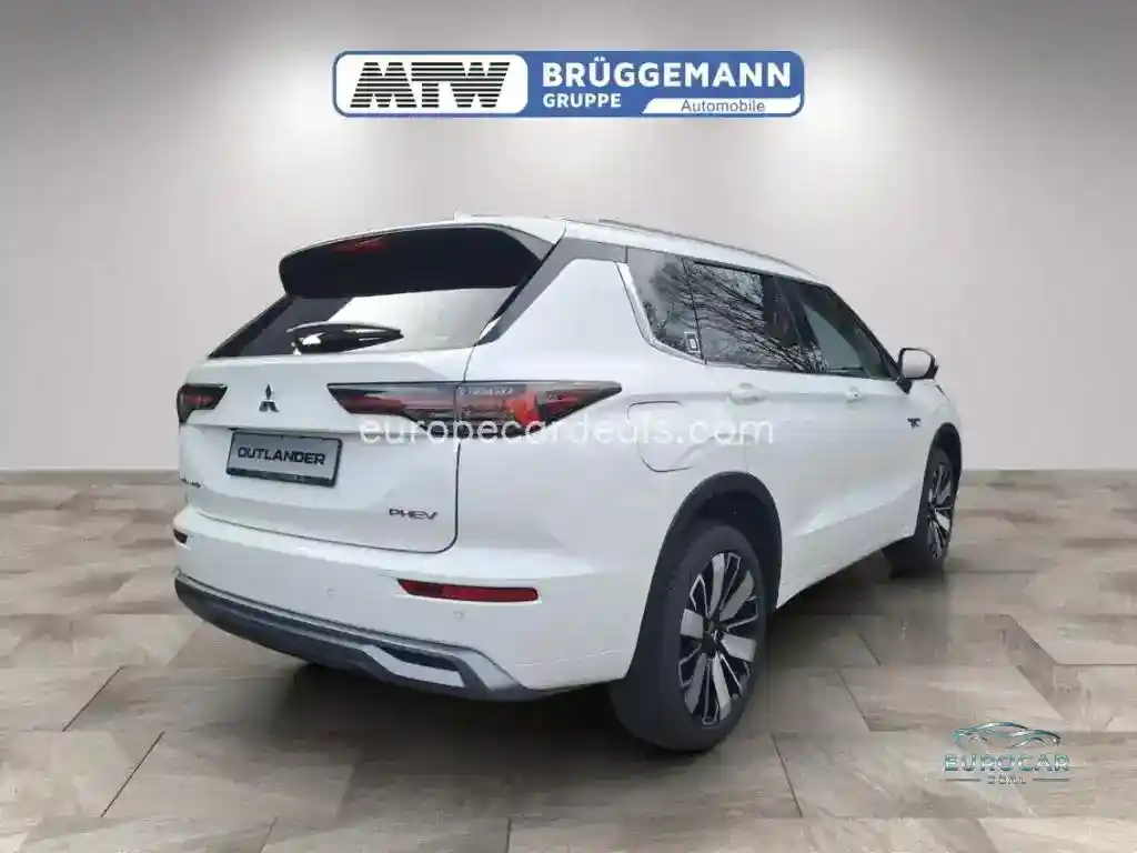 Mitsubishi Plug-in Hybrid Outlander