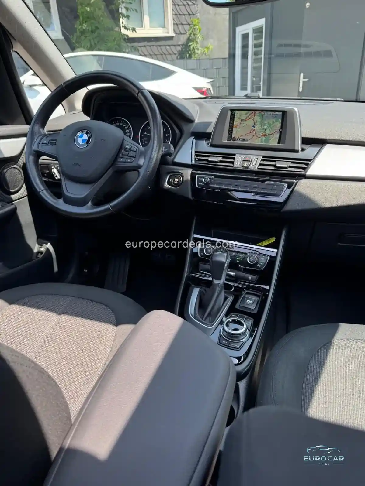 BMW 218
