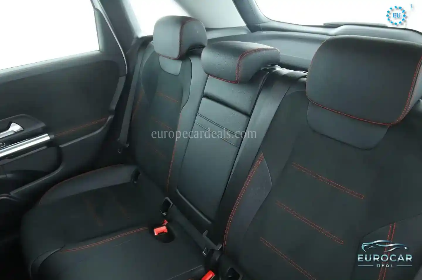 Mercedes-Benz B 220