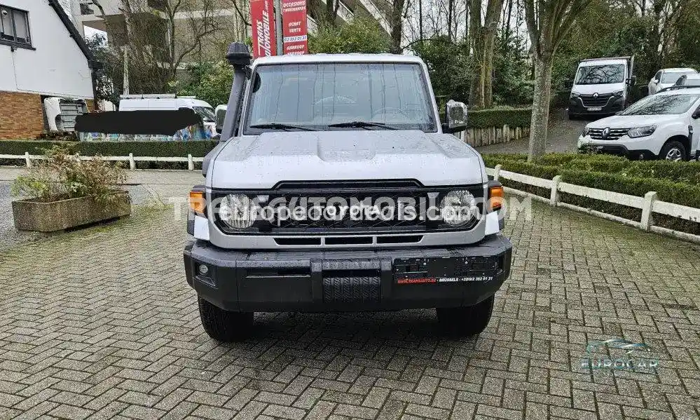 Toyota Land Cruiser