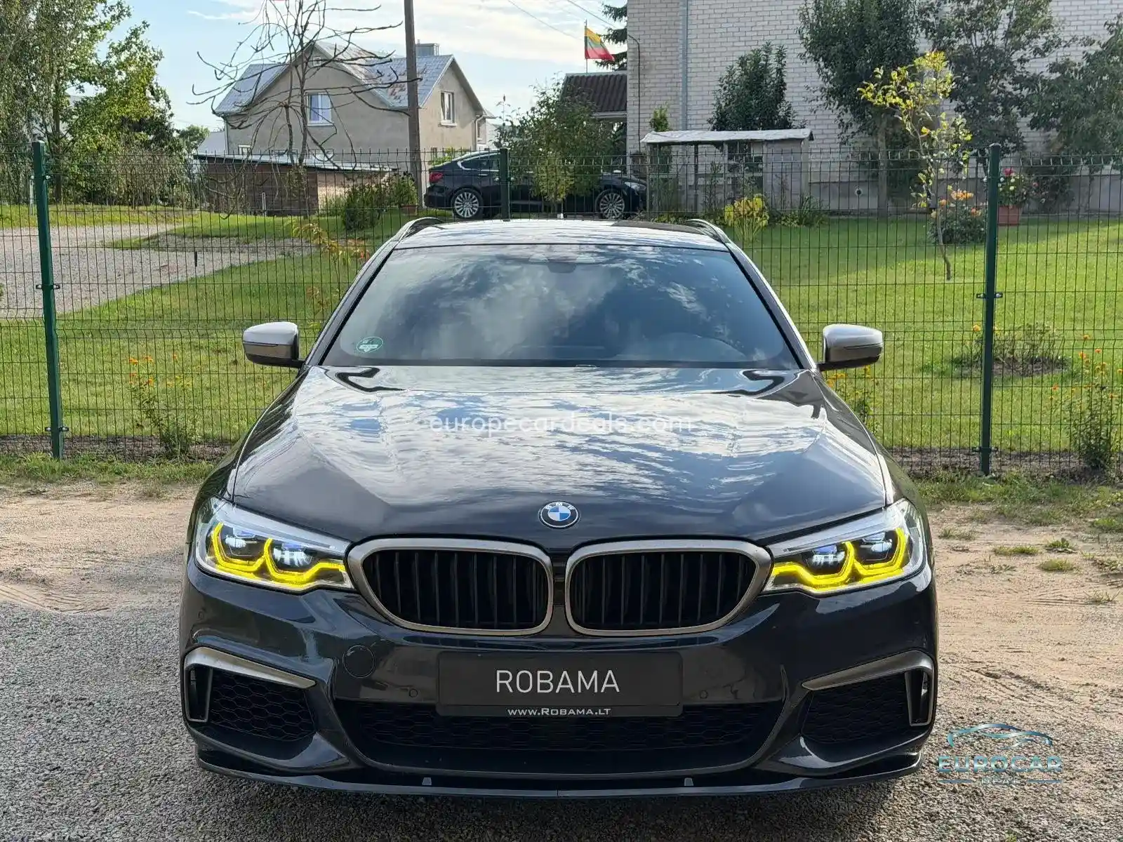 BMW M550