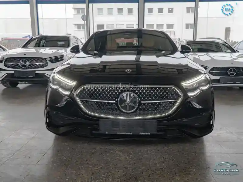 Mercedes-Benz E 200