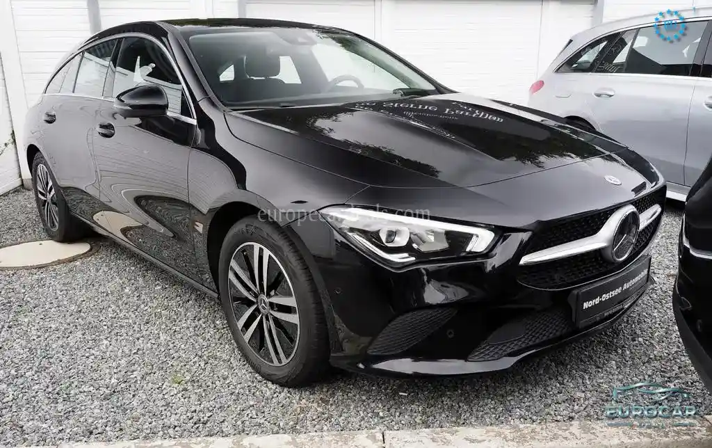 Mercedes-Benz CLA 180 Shooting Brake