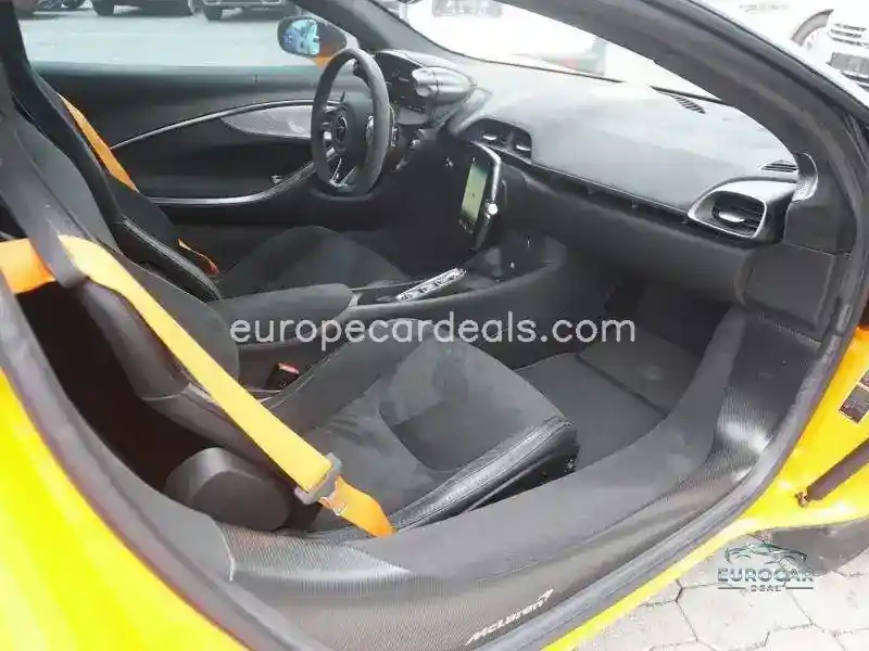 McLaren Artura