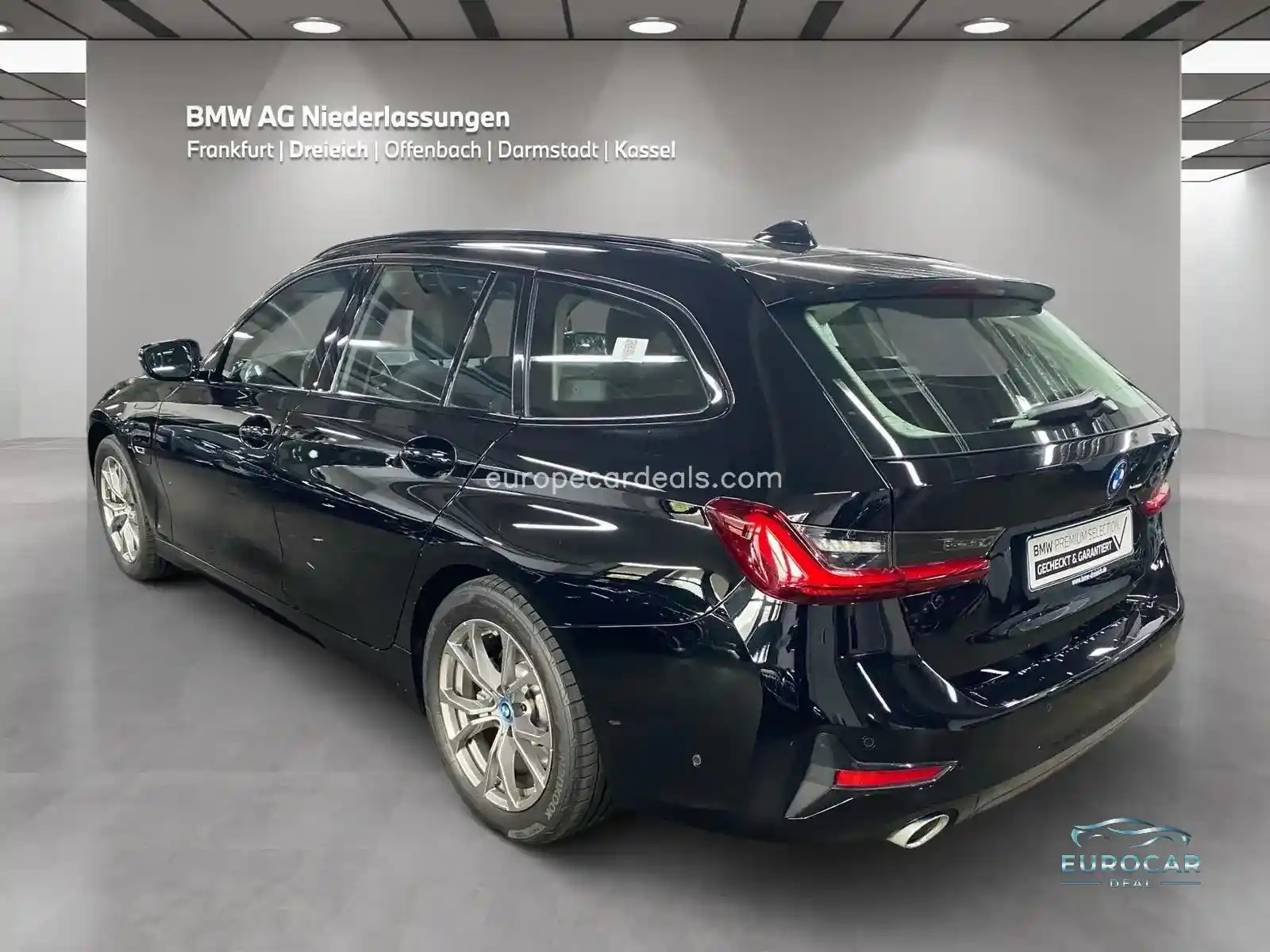 BMW 330
