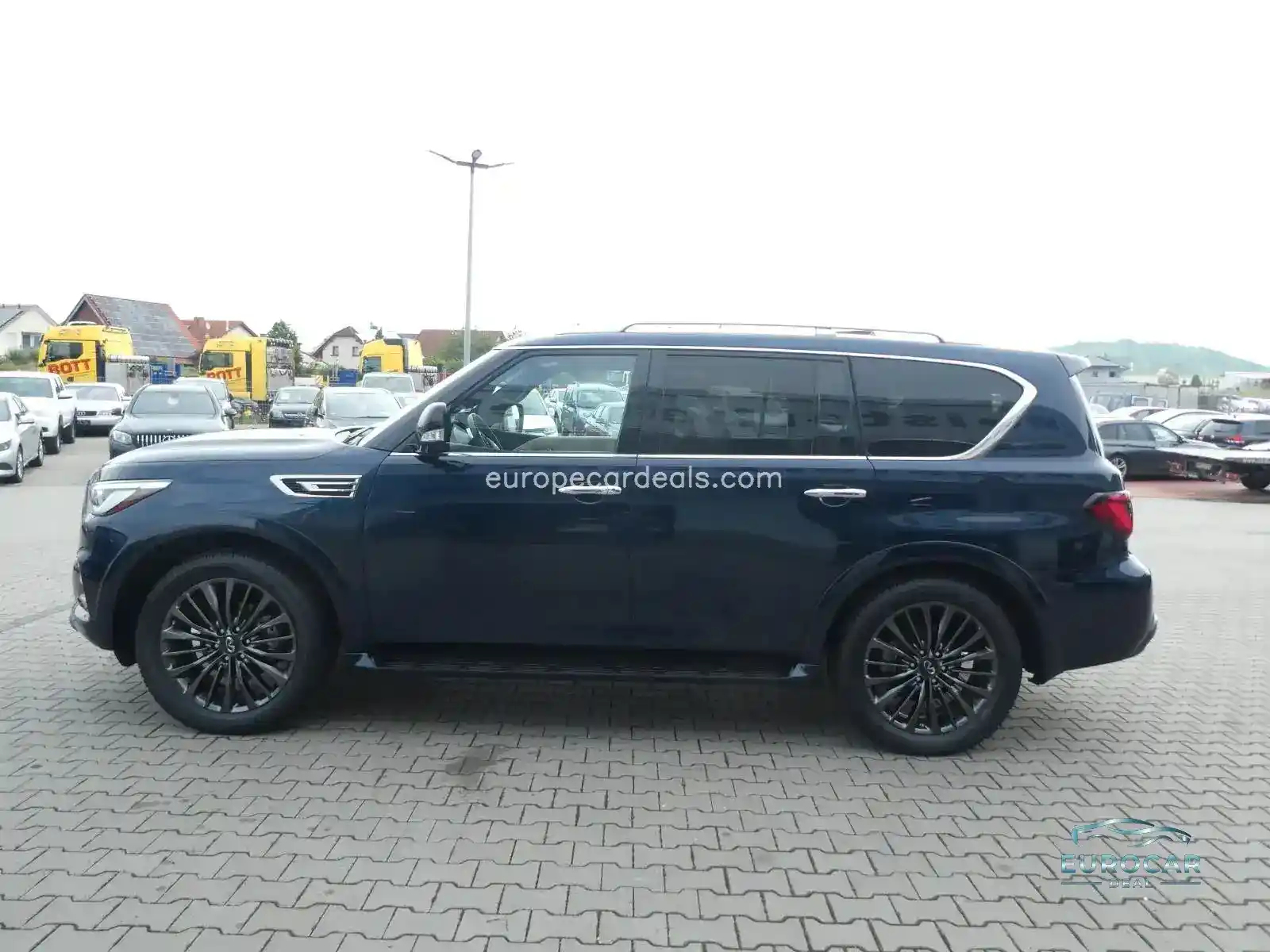 Infiniti QX80
