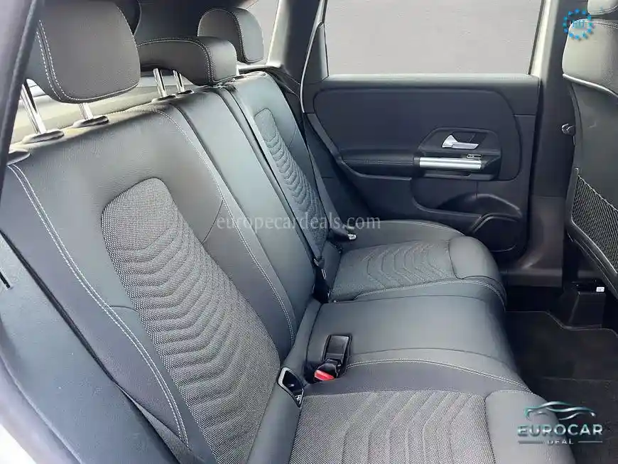 Mercedes-Benz B 200