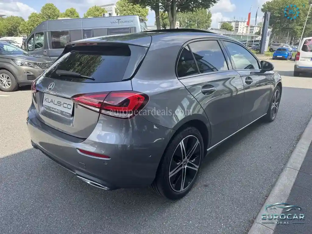 Mercedes-Benz A 200