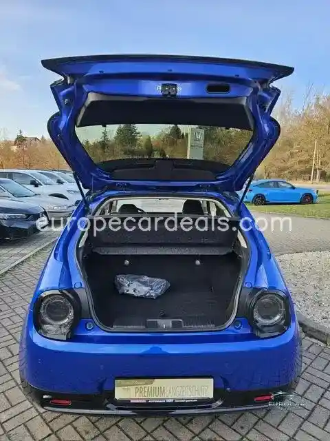 Honda e
