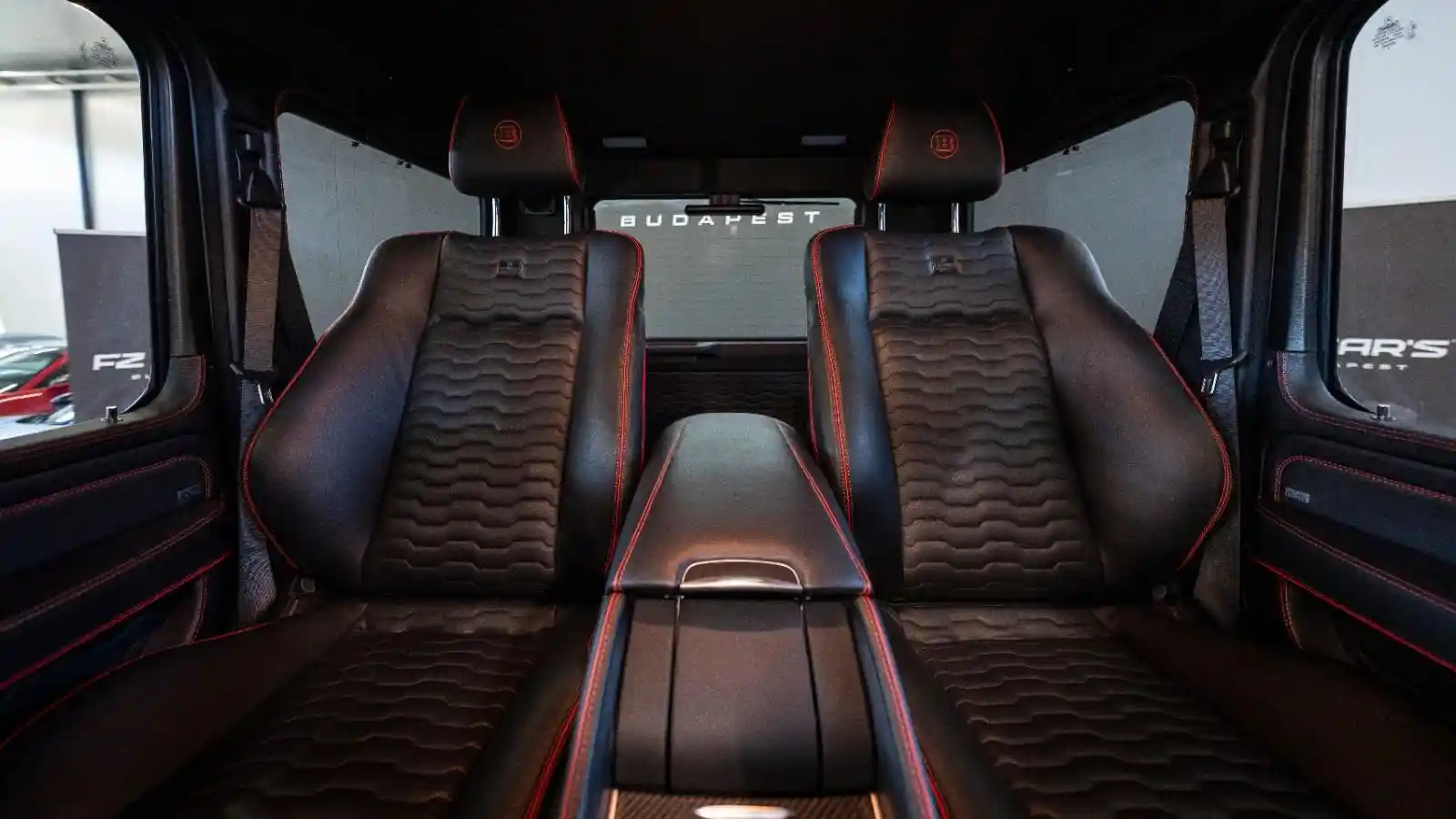 Mercedes-Benz G 500