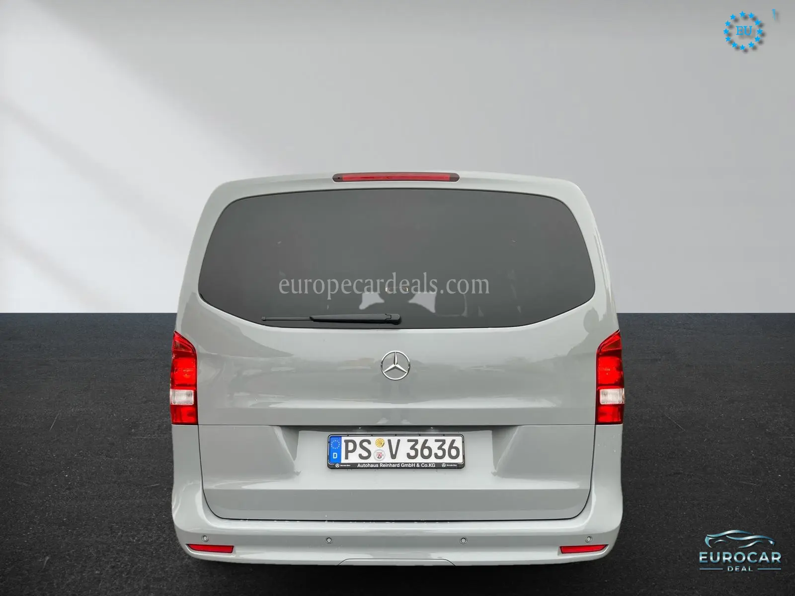 Mercedes-Benz V 220