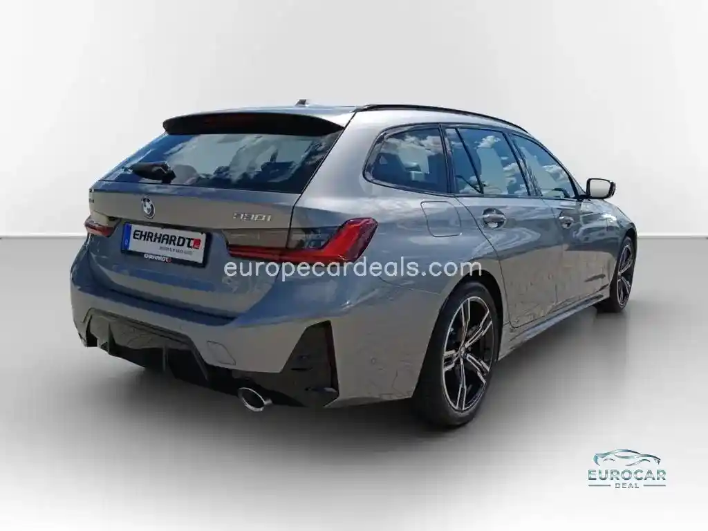 BMW 330