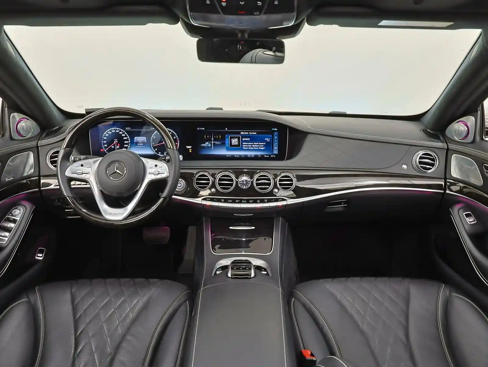 Mercedes-Benz S 560