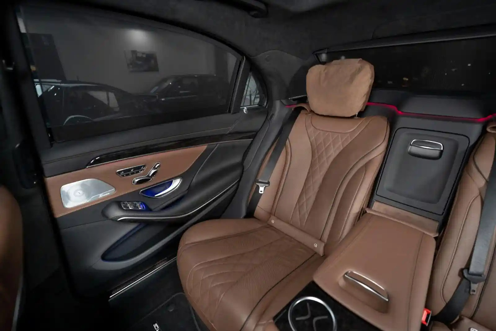 Mercedes-Benz S 560