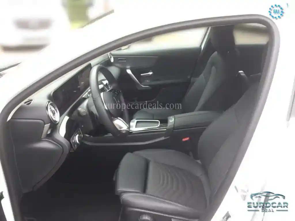Mercedes-Benz A 220