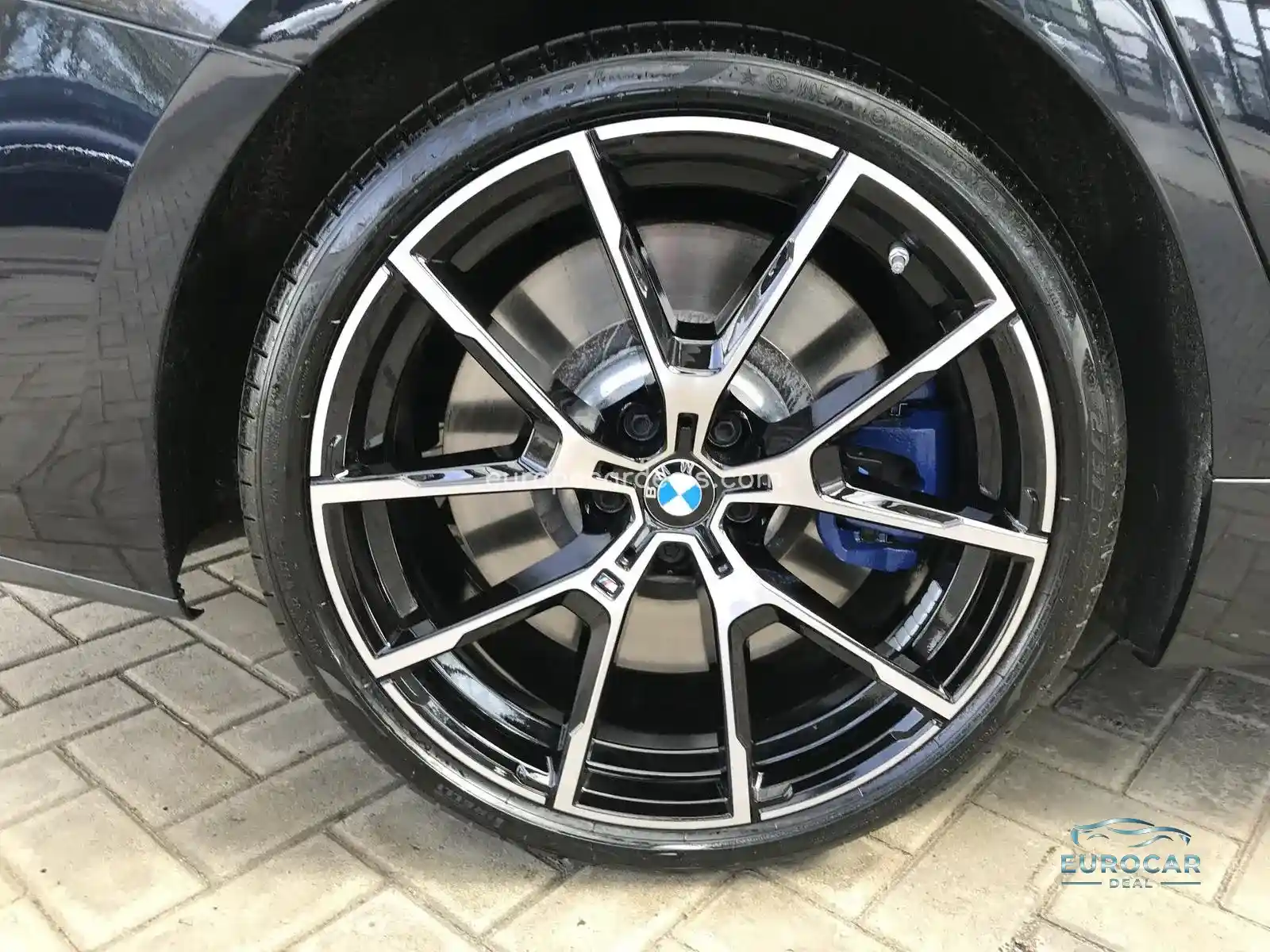 BMW M850