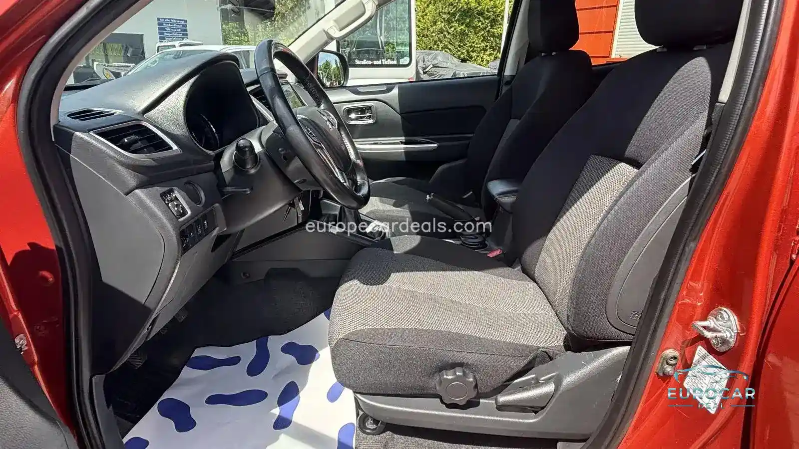 Mitsubishi L200