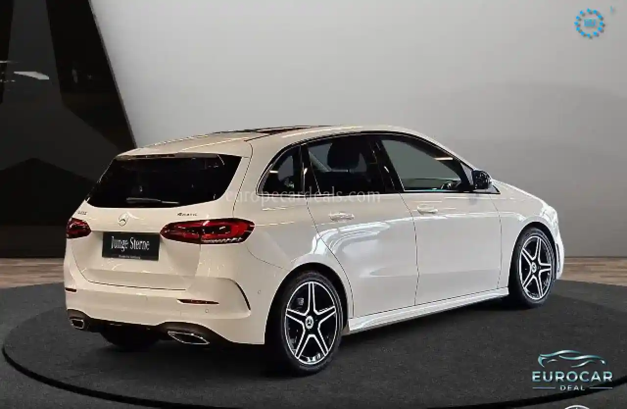 Mercedes-Benz B 200