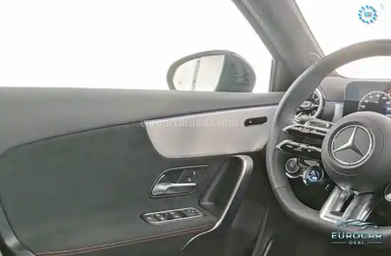 Mercedes-Benz A 35 AMG