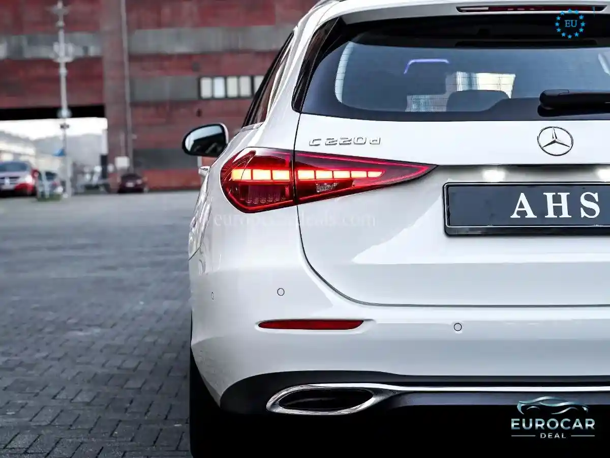 Mercedes-Benz C 220