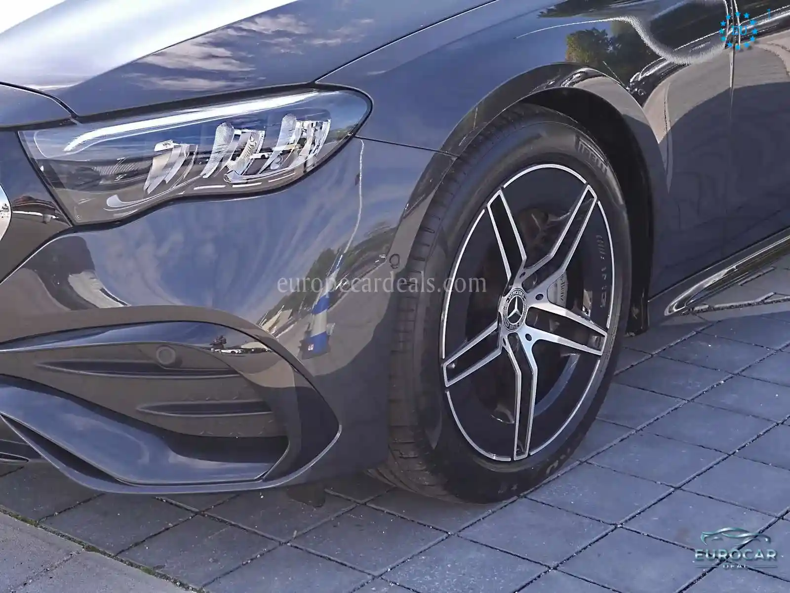 Mercedes-Benz E 300