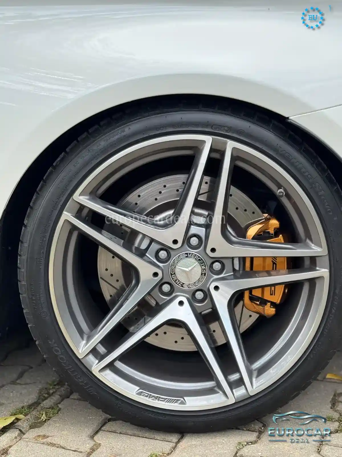 Mercedes-Benz C 63 AMG