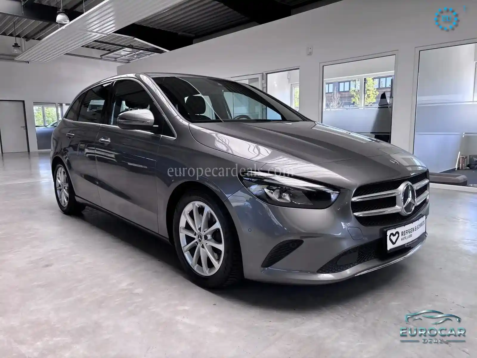 Mercedes-Benz B 220