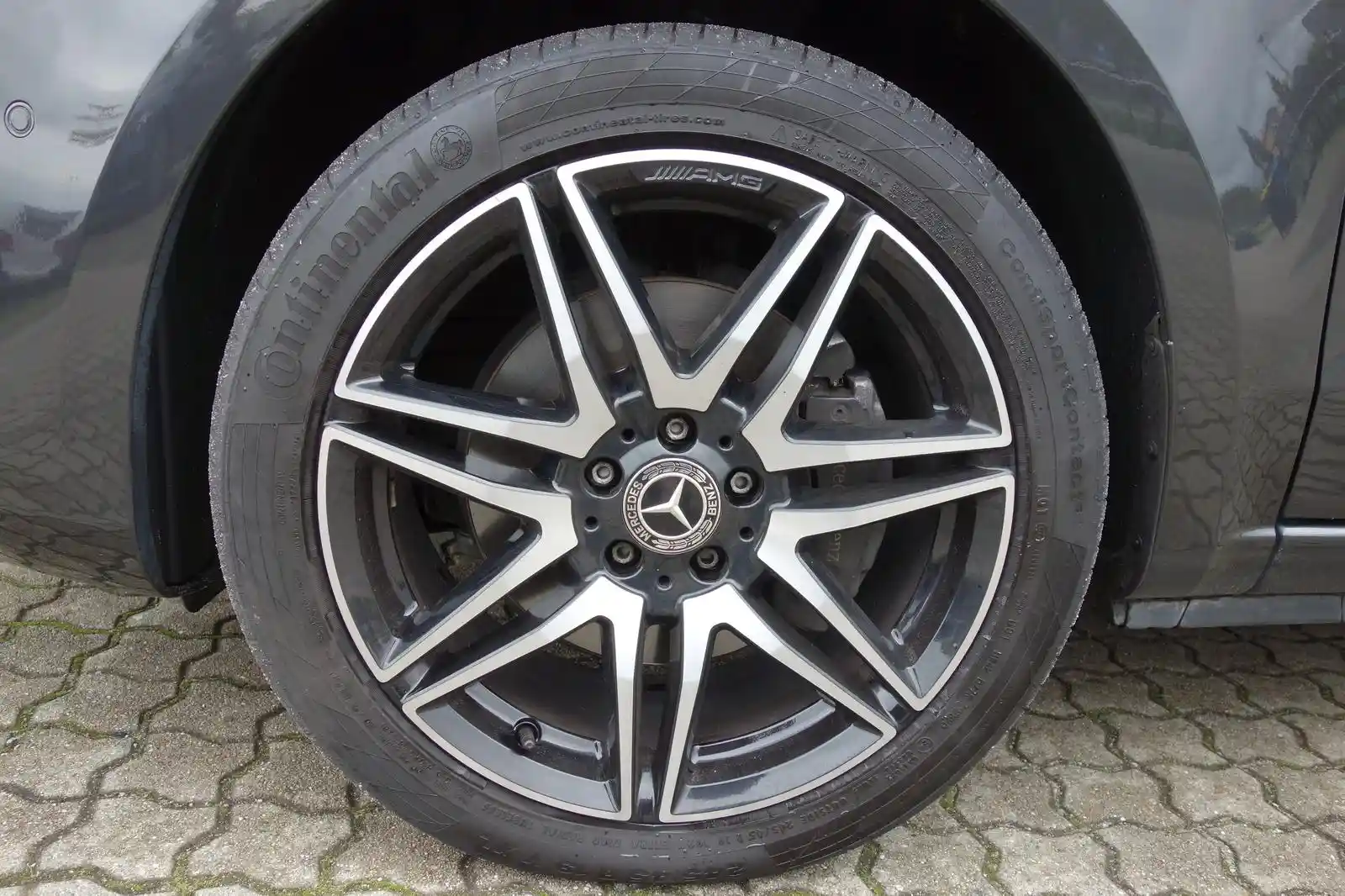 Mercedes-Benz V 300