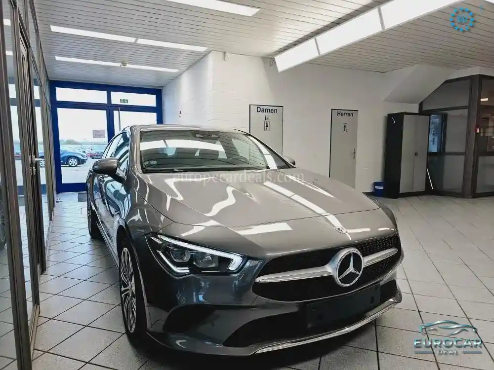 Mercedes-Benz CLA 220 Shooting Brake