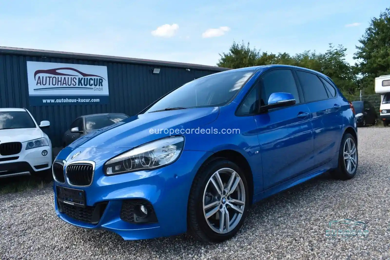 BMW 220