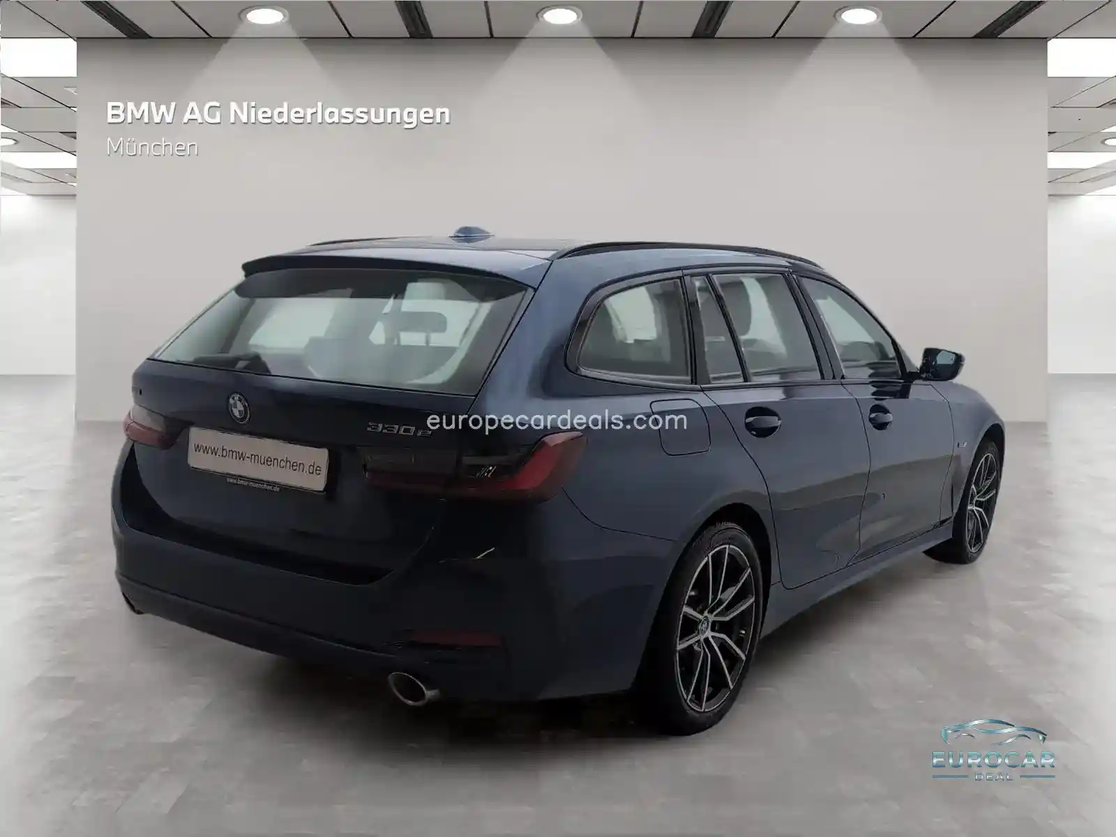 BMW 330