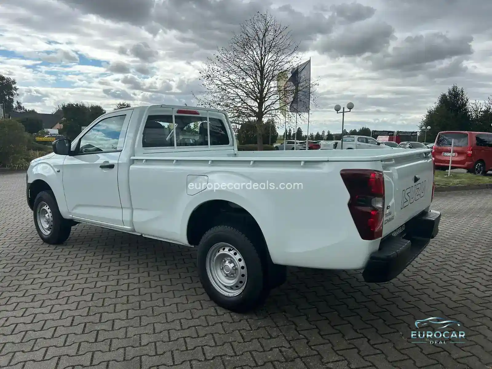 SingleCab L 4×4 *AHK* / *Laderaumwanne*
