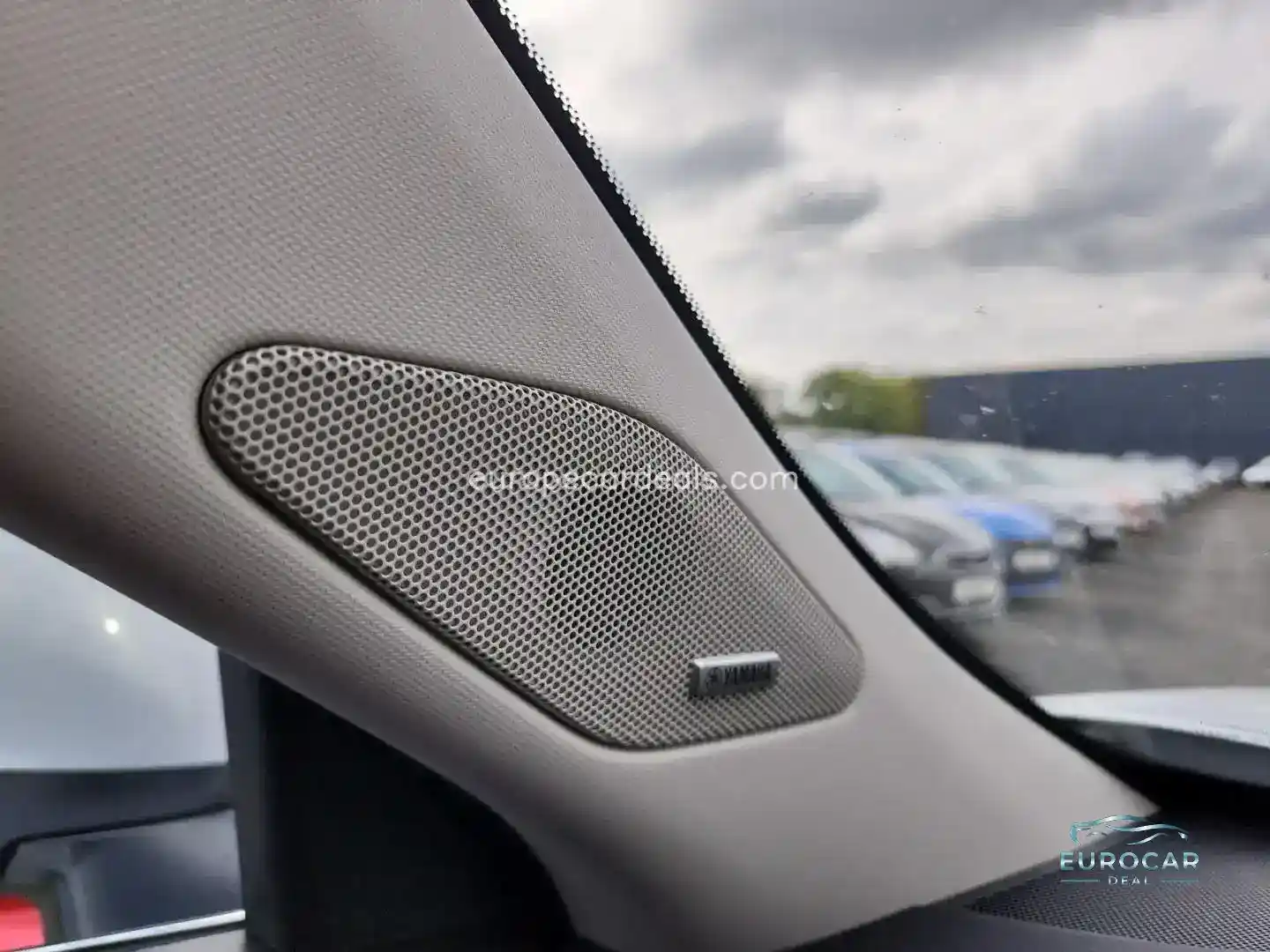Mitsubishi Plug-in Hybrid Outlander