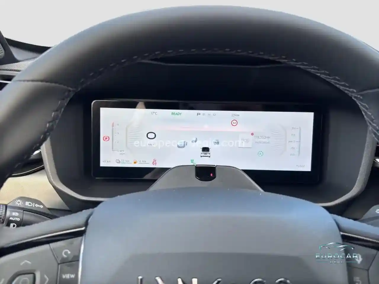 Lynk&Co 01