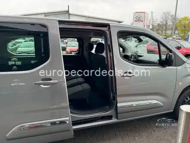 Toyota Proace City