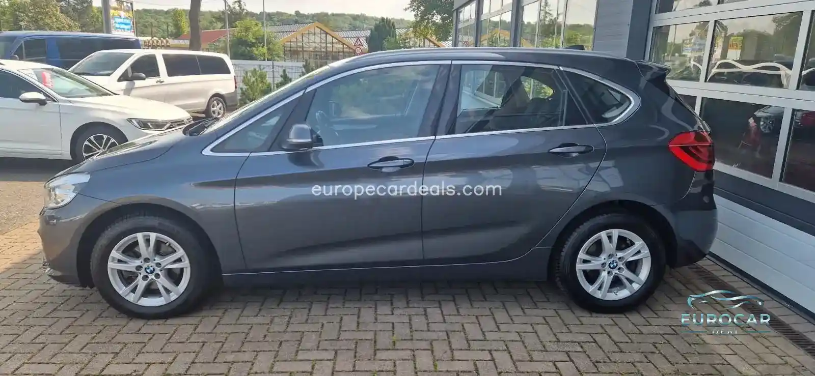 BMW 216