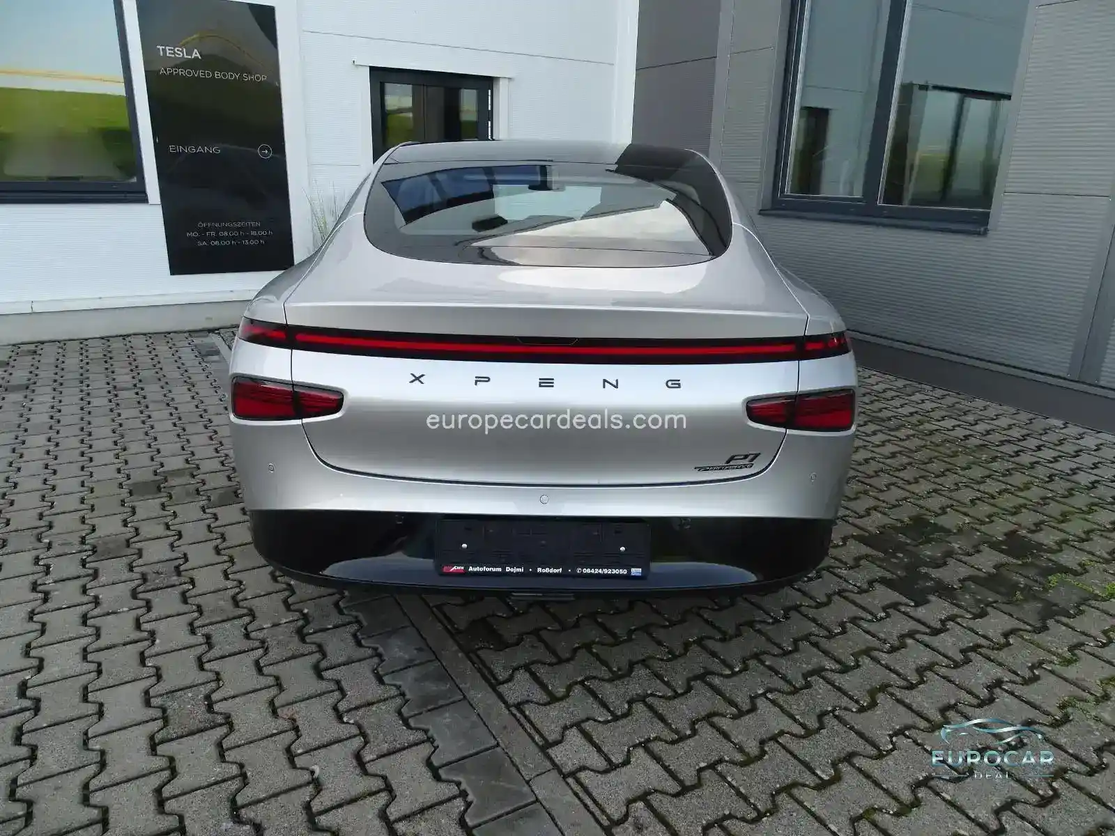 XPENG P7
