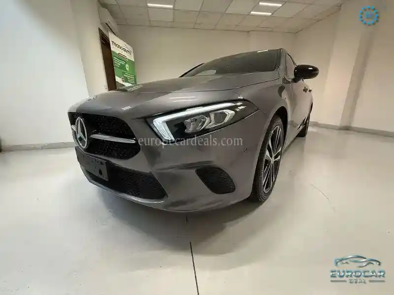 Mercedes-Benz A 200