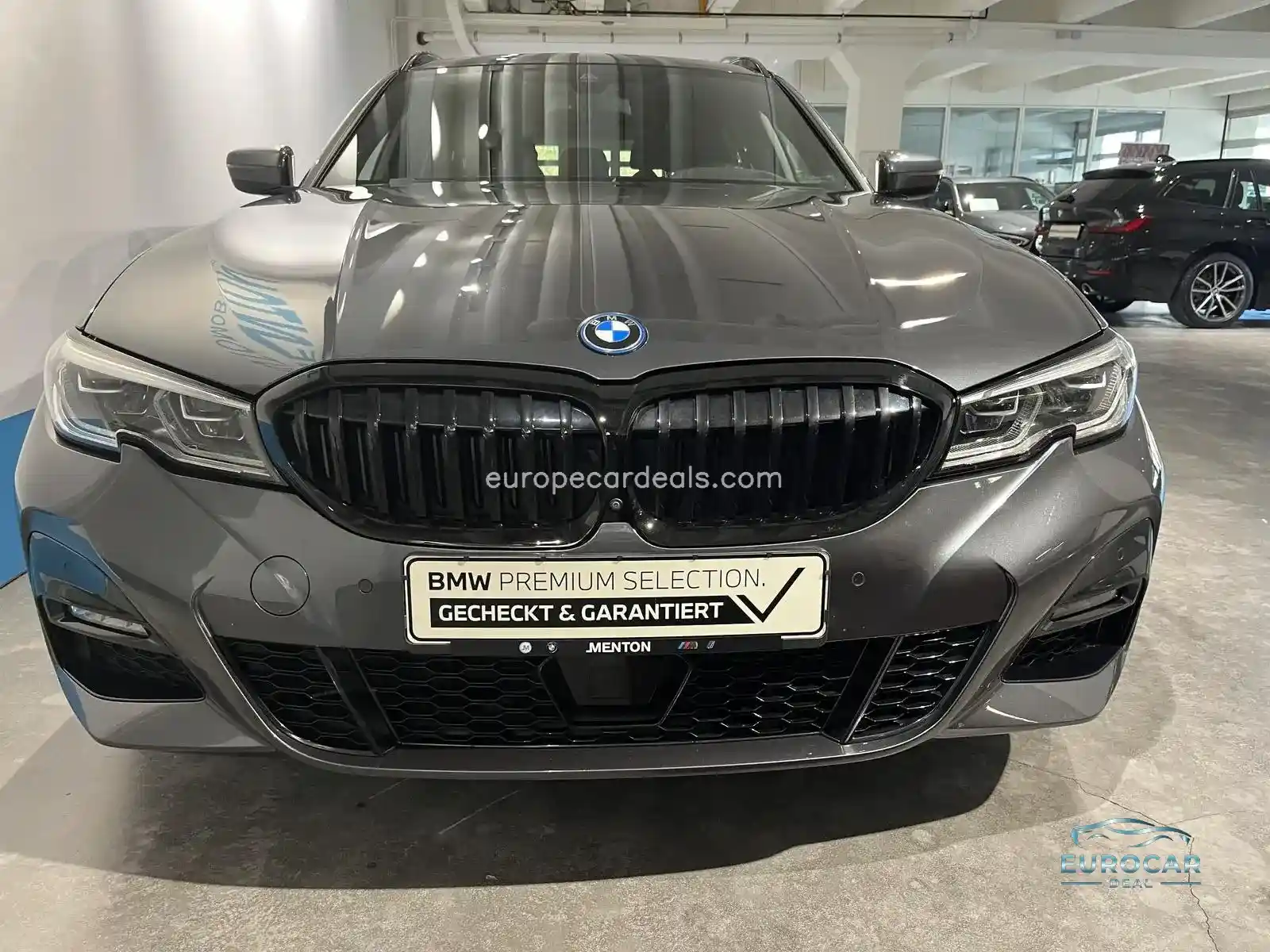 BMW 330