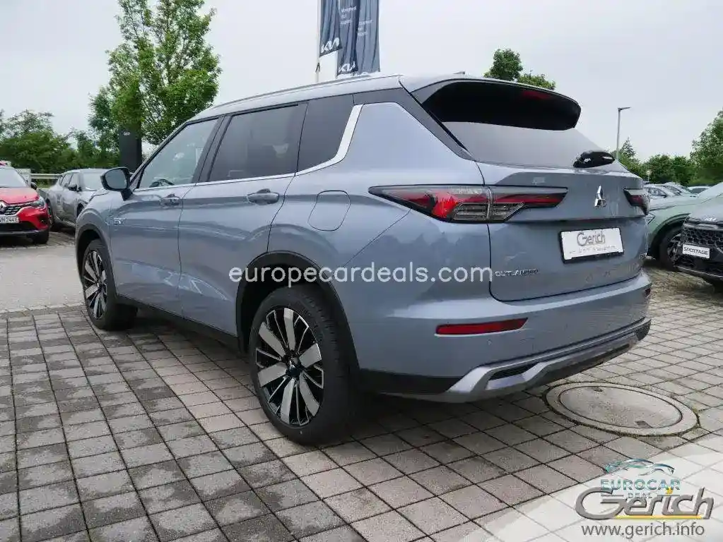 Mitsubishi Plug-in Hybrid Outlander