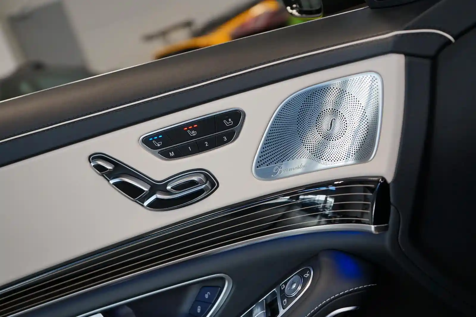Mercedes-Benz S 560