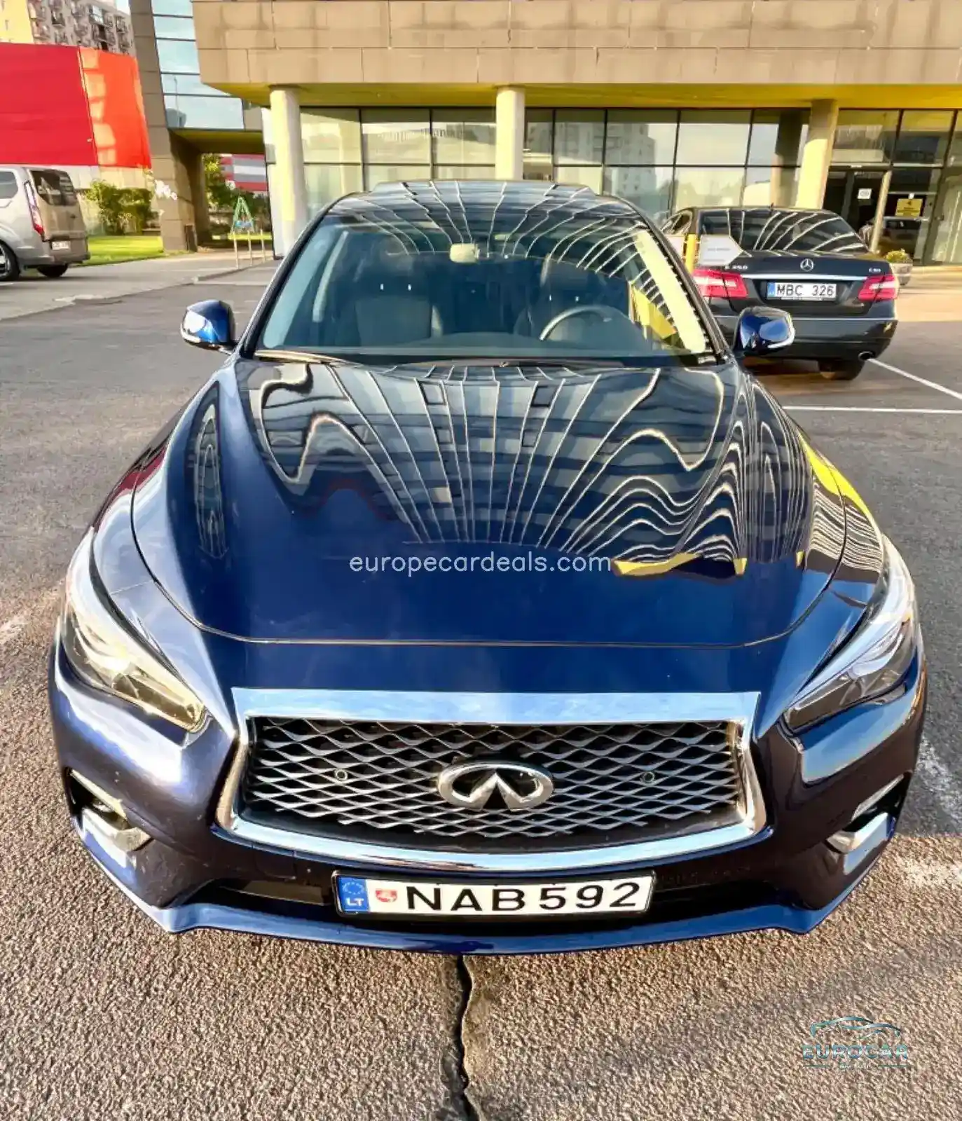 Infiniti Q50