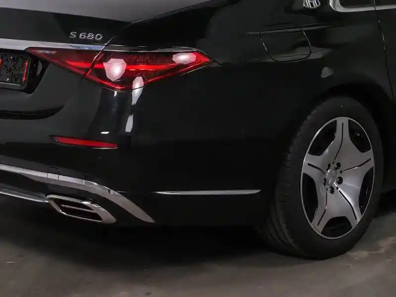 Mercedes-Benz S 680