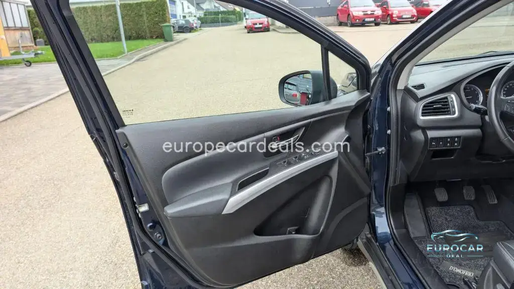 Suzuki (SX4) S-Cross