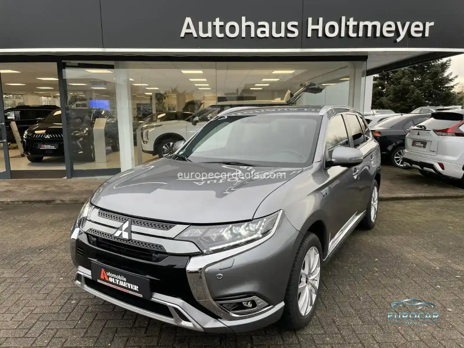 Mitsubishi Plug-in Hybrid Outlander