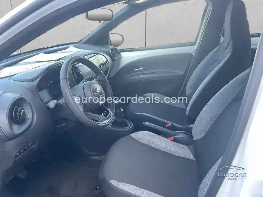 Toyota Aygo (X)