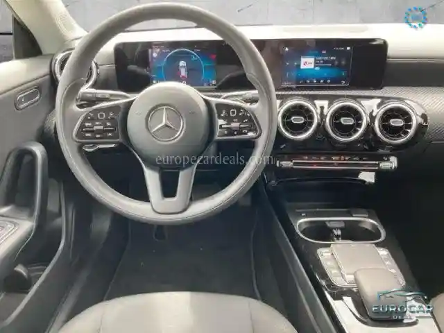 Mercedes-Benz CLA 200 Shooting Brake